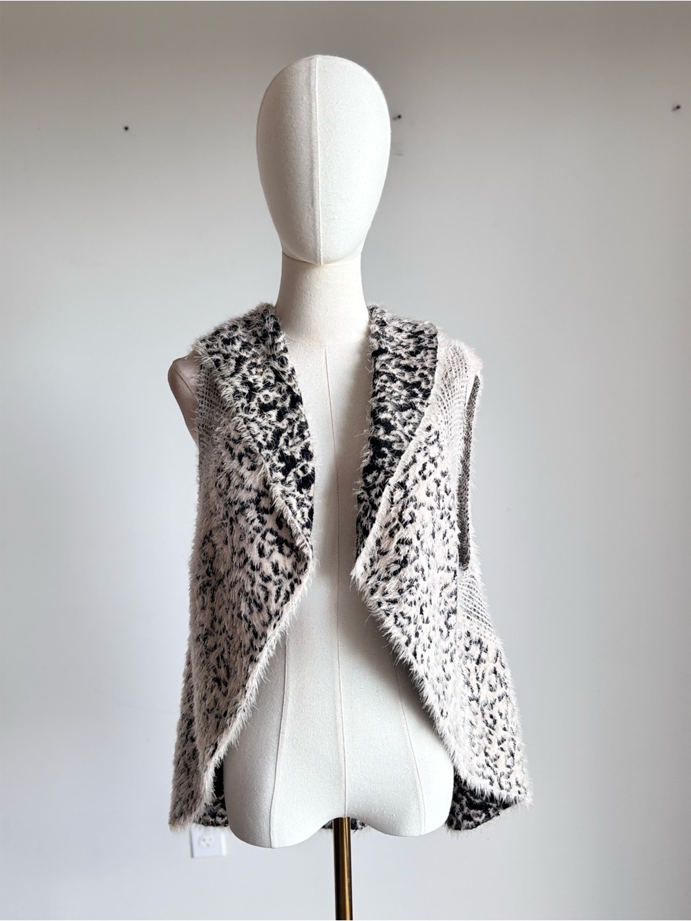 Lux Leopard-Print Faux Fur Open-Front Vest - Cream/Black
